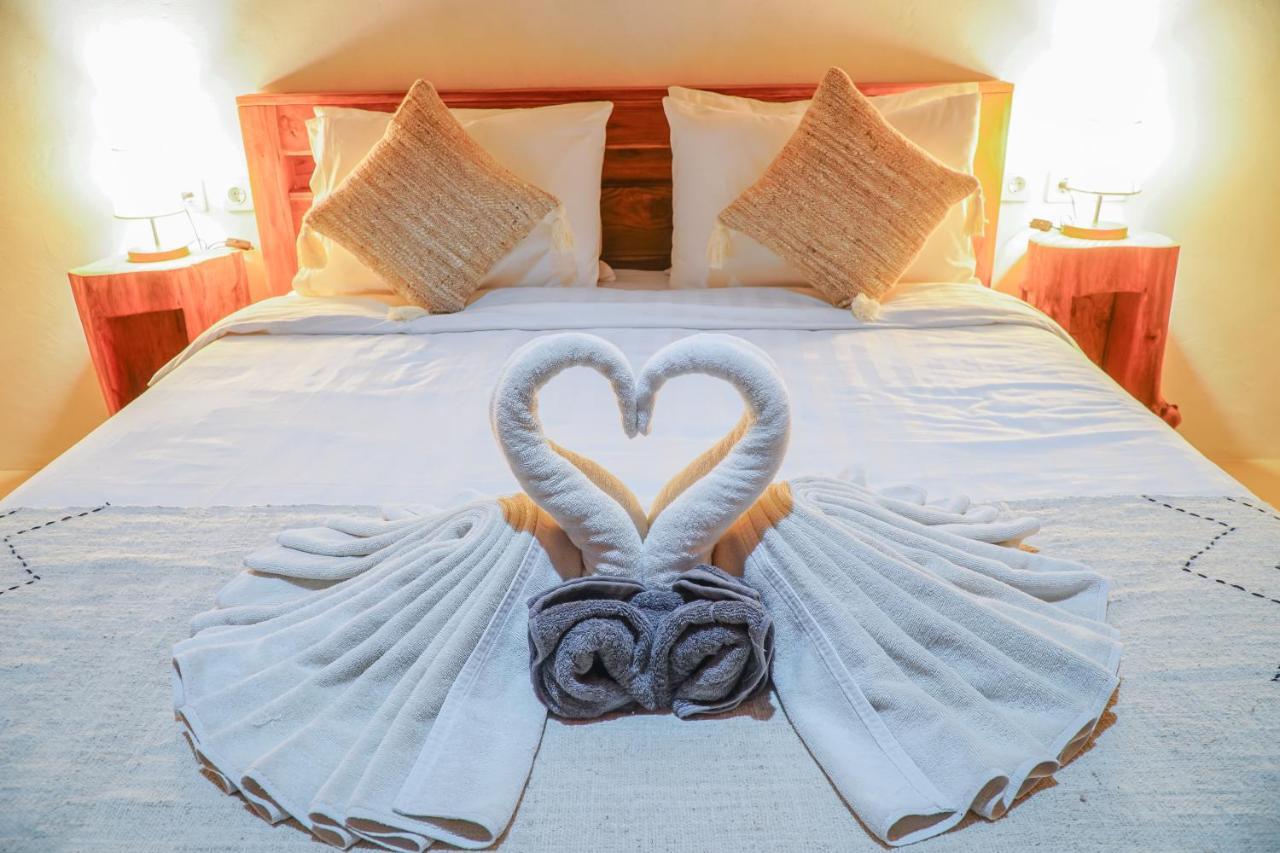 Hillside Bali Bed & Breakfast Kubupenlokan Exterior photo