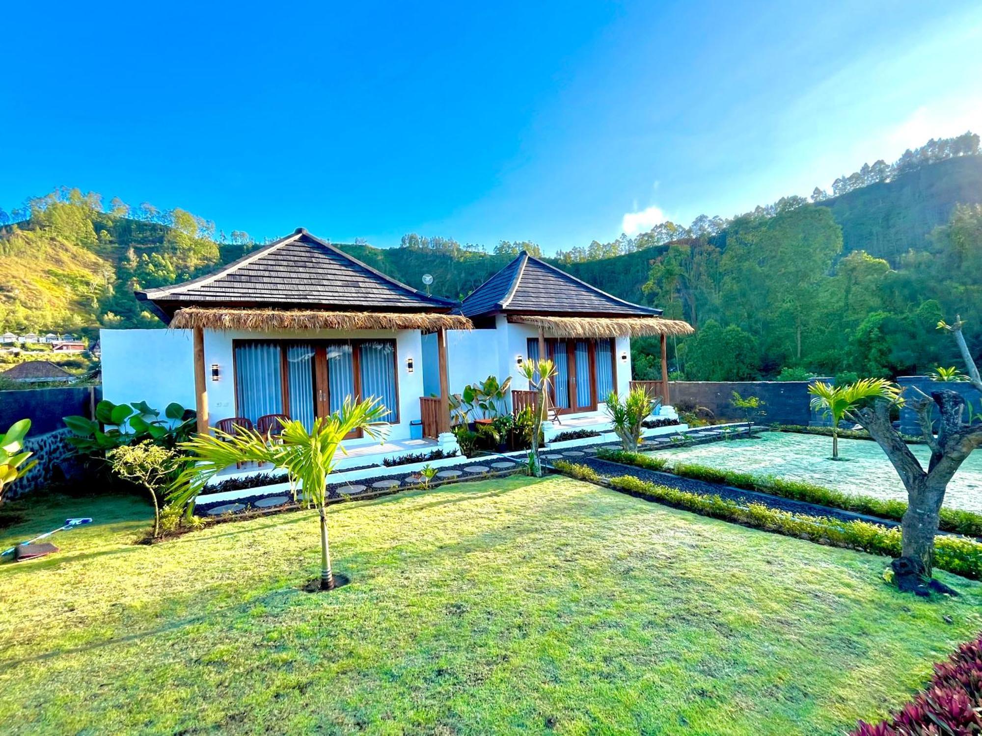 Hillside Bali Bed & Breakfast Kubupenlokan Exterior photo
